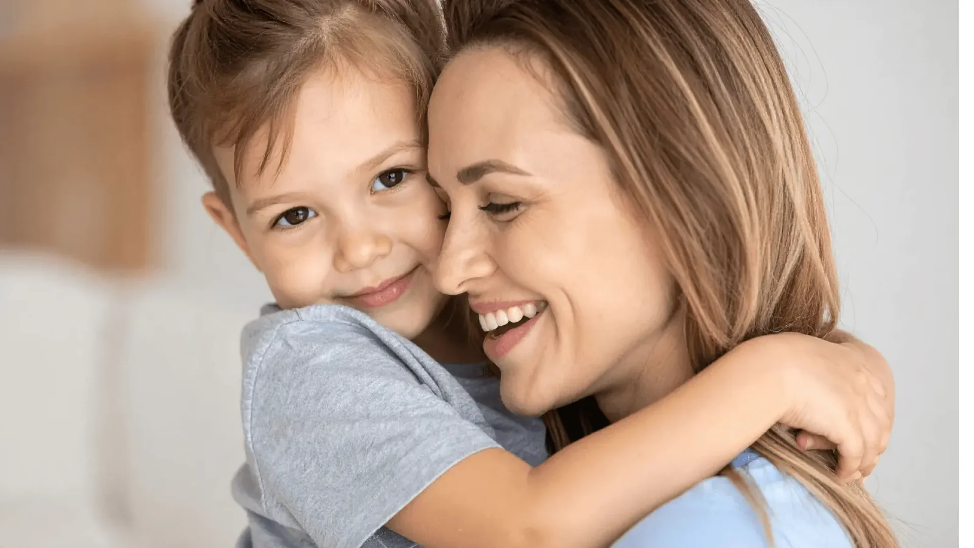 Gestión legal de cuotas alimentarias y derecho de familia